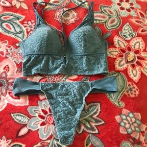 Pink bralette & panty set